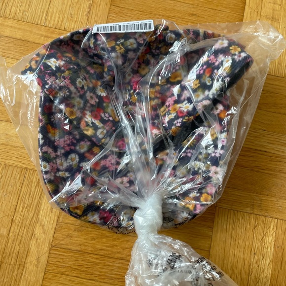 Supreme Liberty Floral 6-Panel Cap - Picture 5 of 5